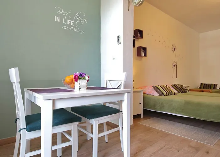 Апартаменты Close To The - Borik